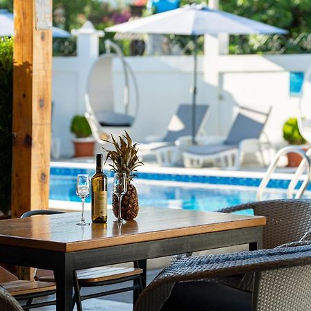 Delfin Apartments ストモレ エクステリア 写真