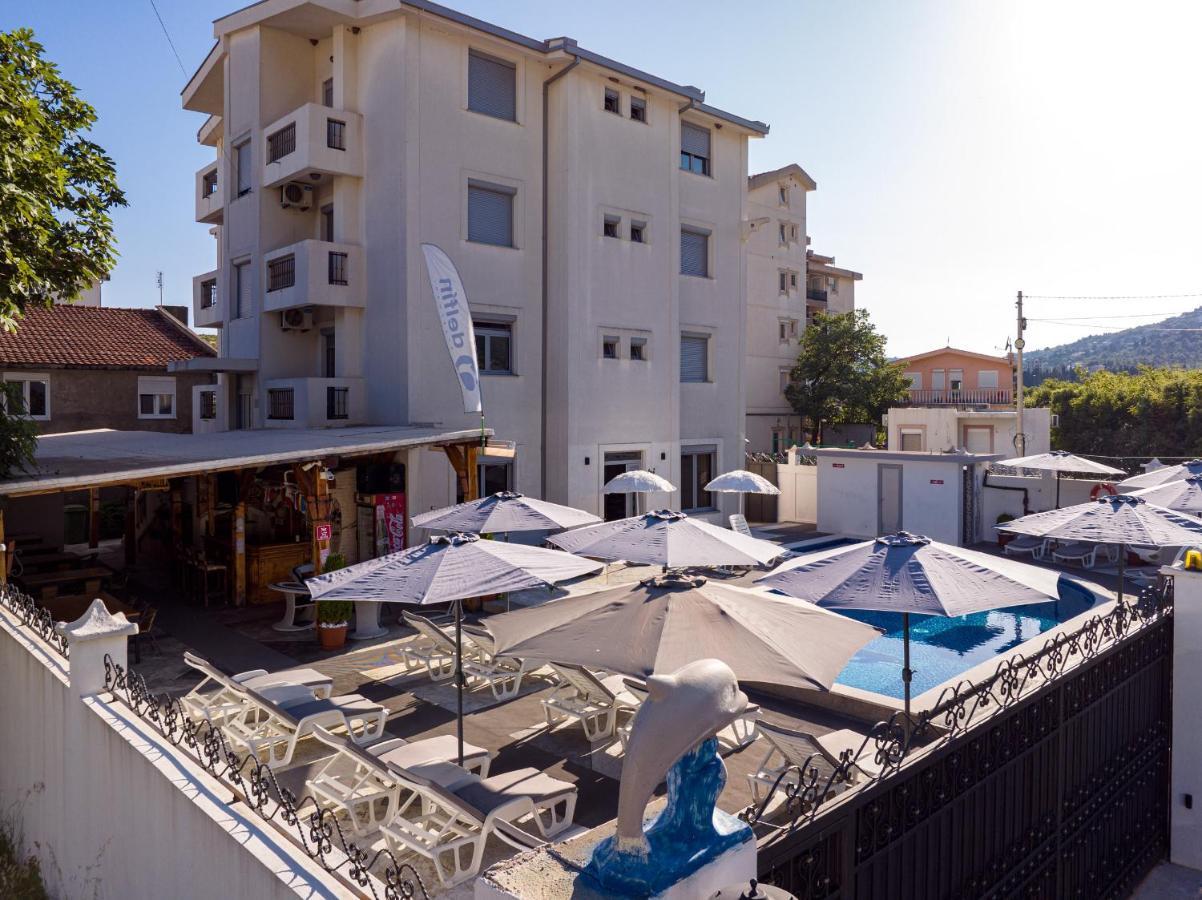 Delfin Apartments ストモレ エクステリア 写真